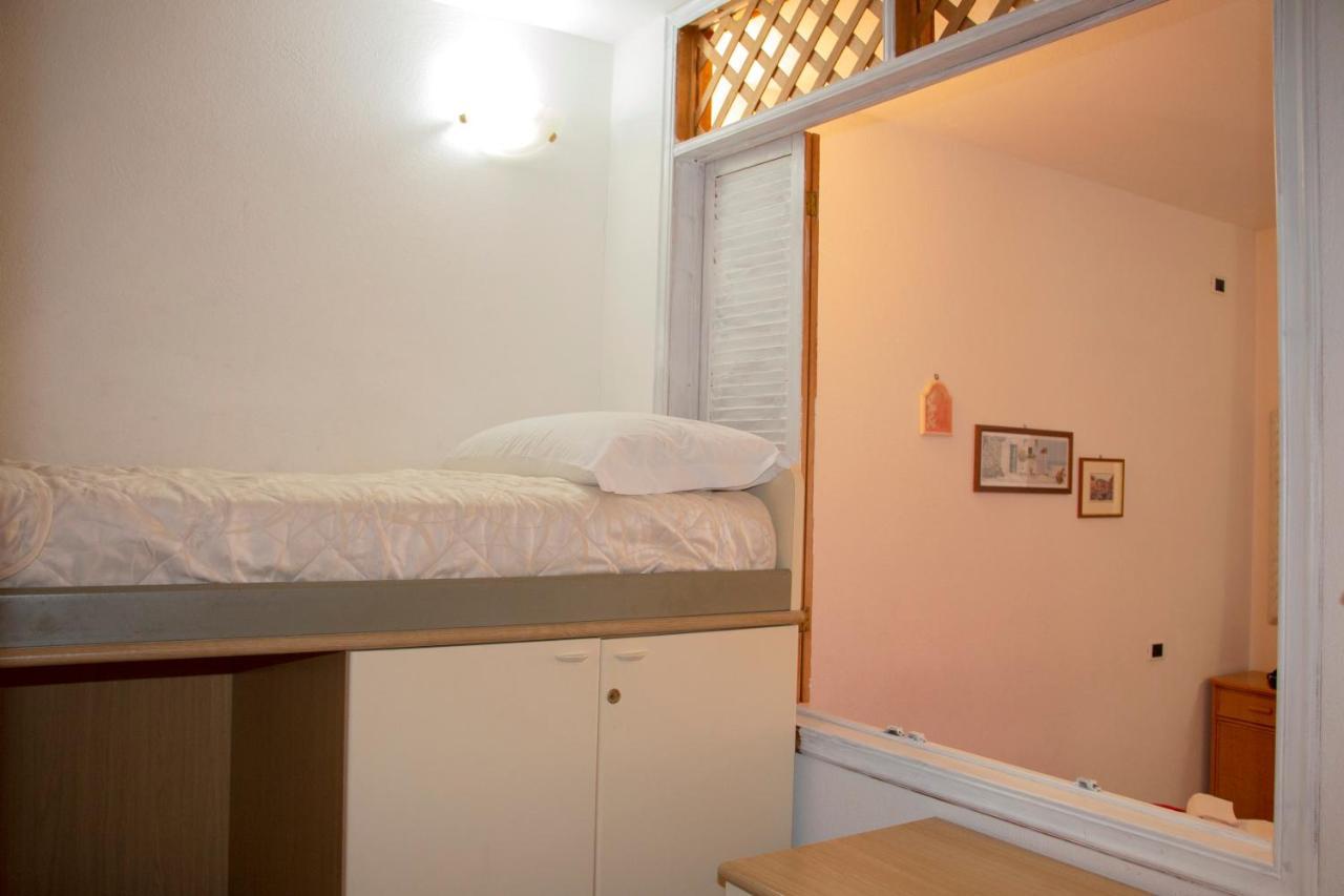 Vintage Apartment Vernazza Bagian luar foto