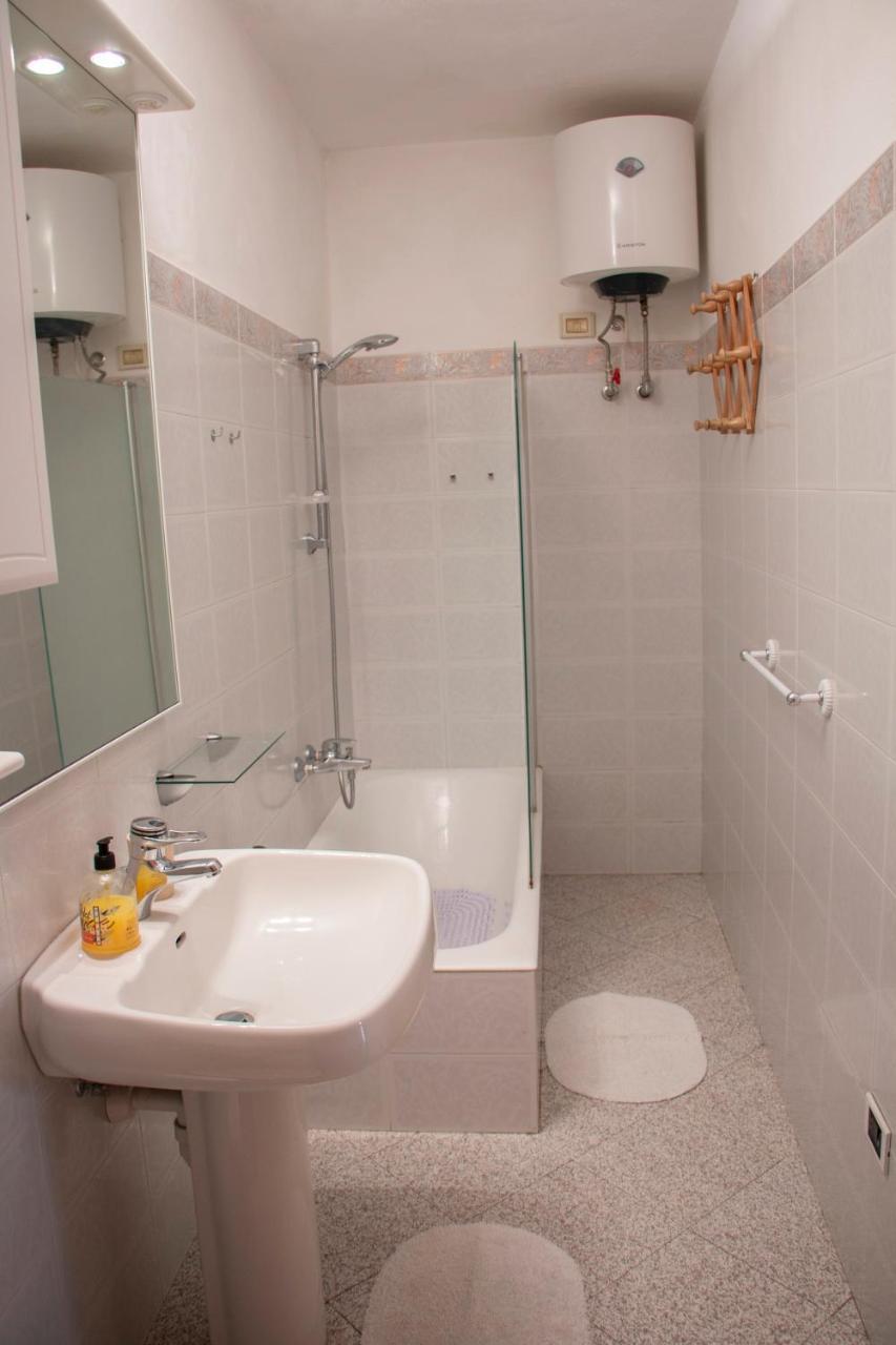 Vintage Apartment Vernazza Bagian luar foto